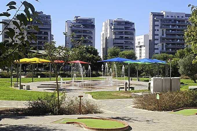 עפולה: הפארק העירוני עובר בימים אלו מתיחת פנים